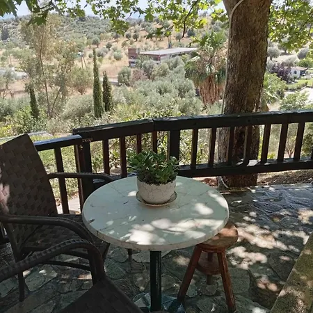 Casa vacanze Despoina Amarynthos